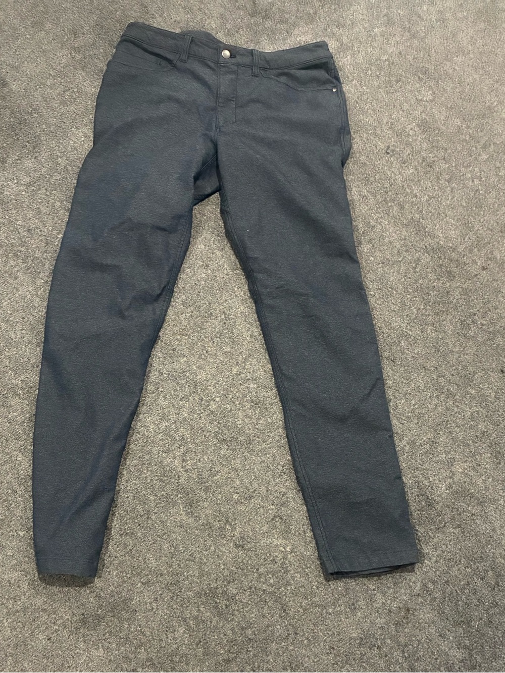 Lululemon women’s Slim Straight Jeans in Dark Charcoal